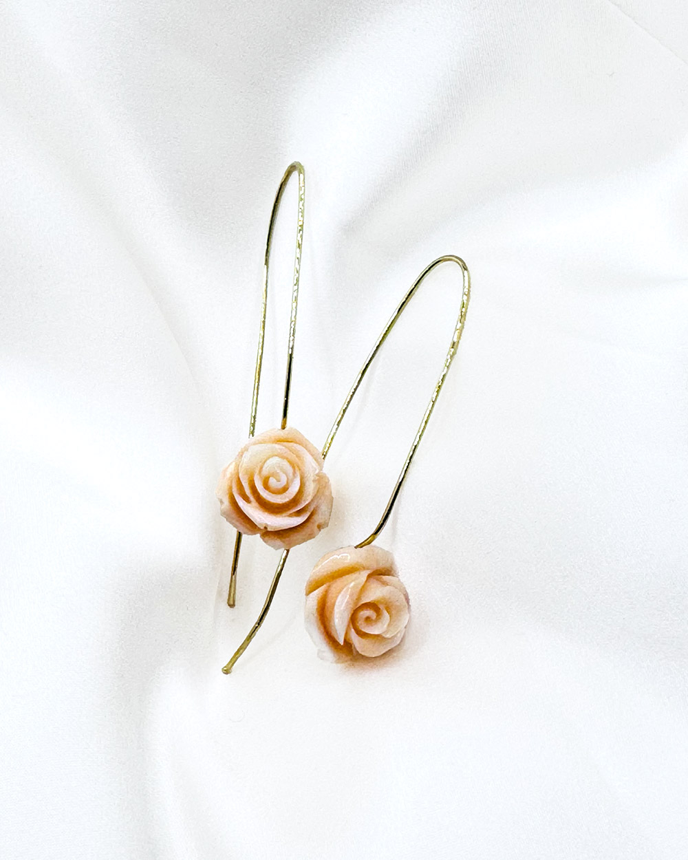 orecchini-spillone-rosa-1